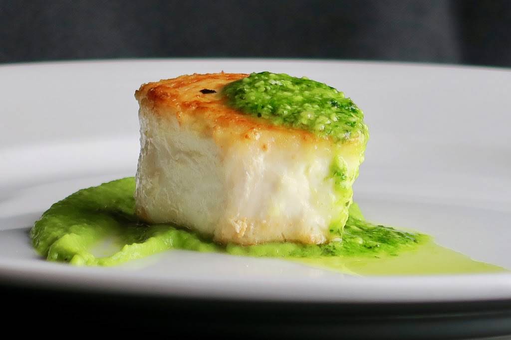 Sterlings Bistro | restaurant | 13905 Lakeside Cir, Sterling Heights, MI 48313, USA | 5865660627 OR +1 586-566-0627