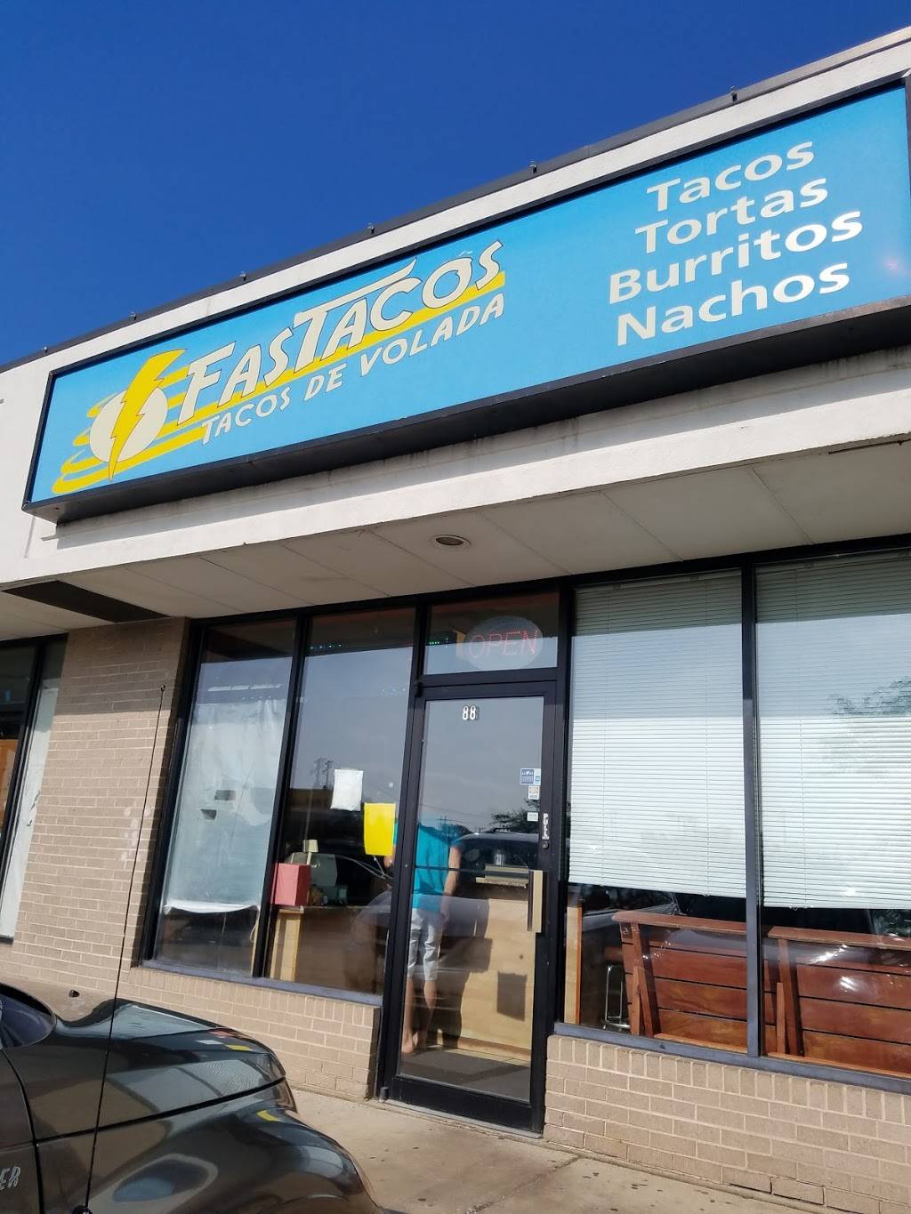 Fas Tacos | restaurant | 84 N Eastwood Dr, Woodstock, IL 60098, USA | 8153372688 OR +1 815-337-2688