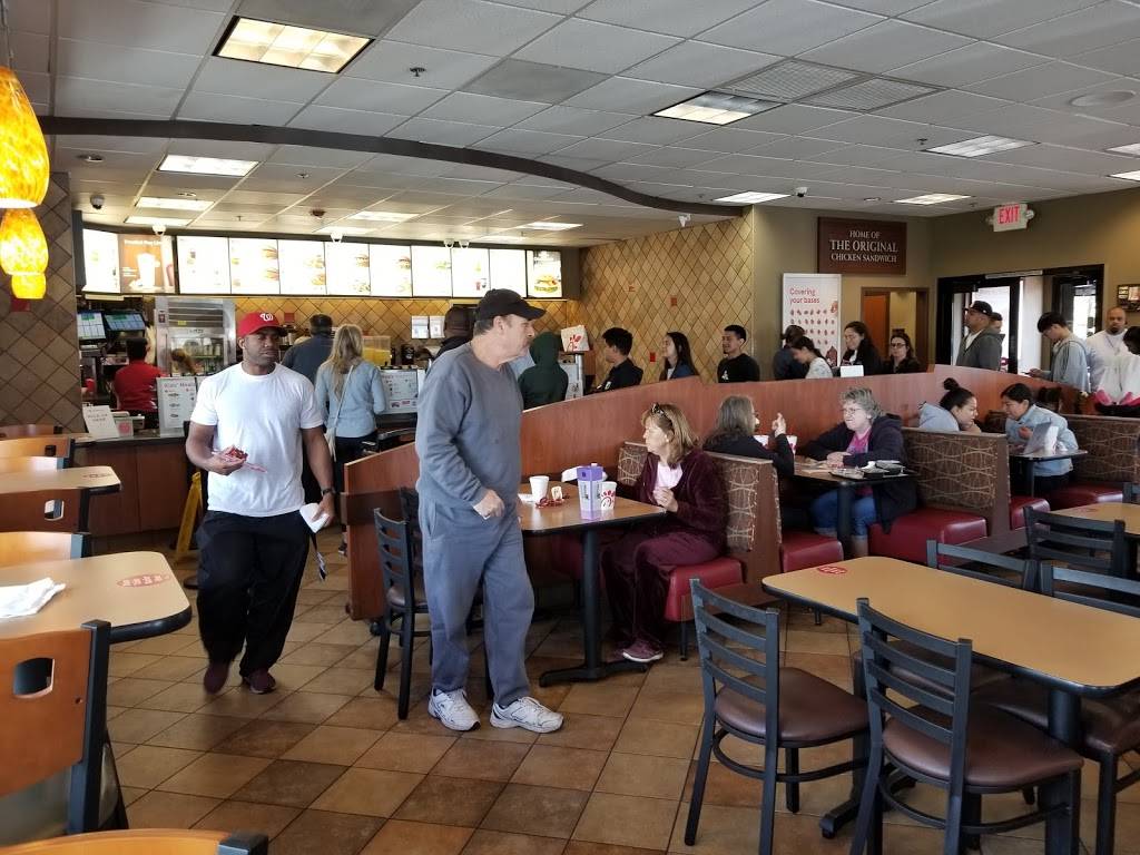 Chick-fil-A | restaurant | 2885 Canyon Springs Pkwy, Riverside, CA 92507, USA | 9516566503 OR +1 951-656-6503