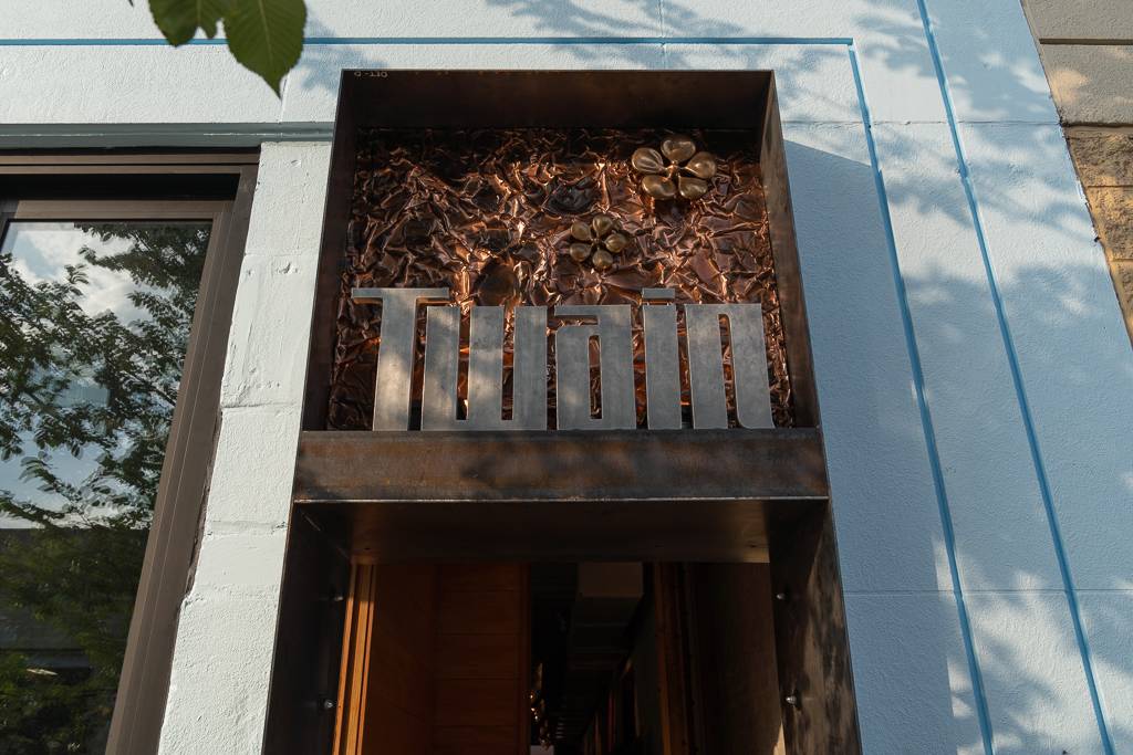 Twain | restaurant | 2445 N Milwaukee Ave, Chicago, IL 60647, USA | 7736978463 OR +1 773-697-8463