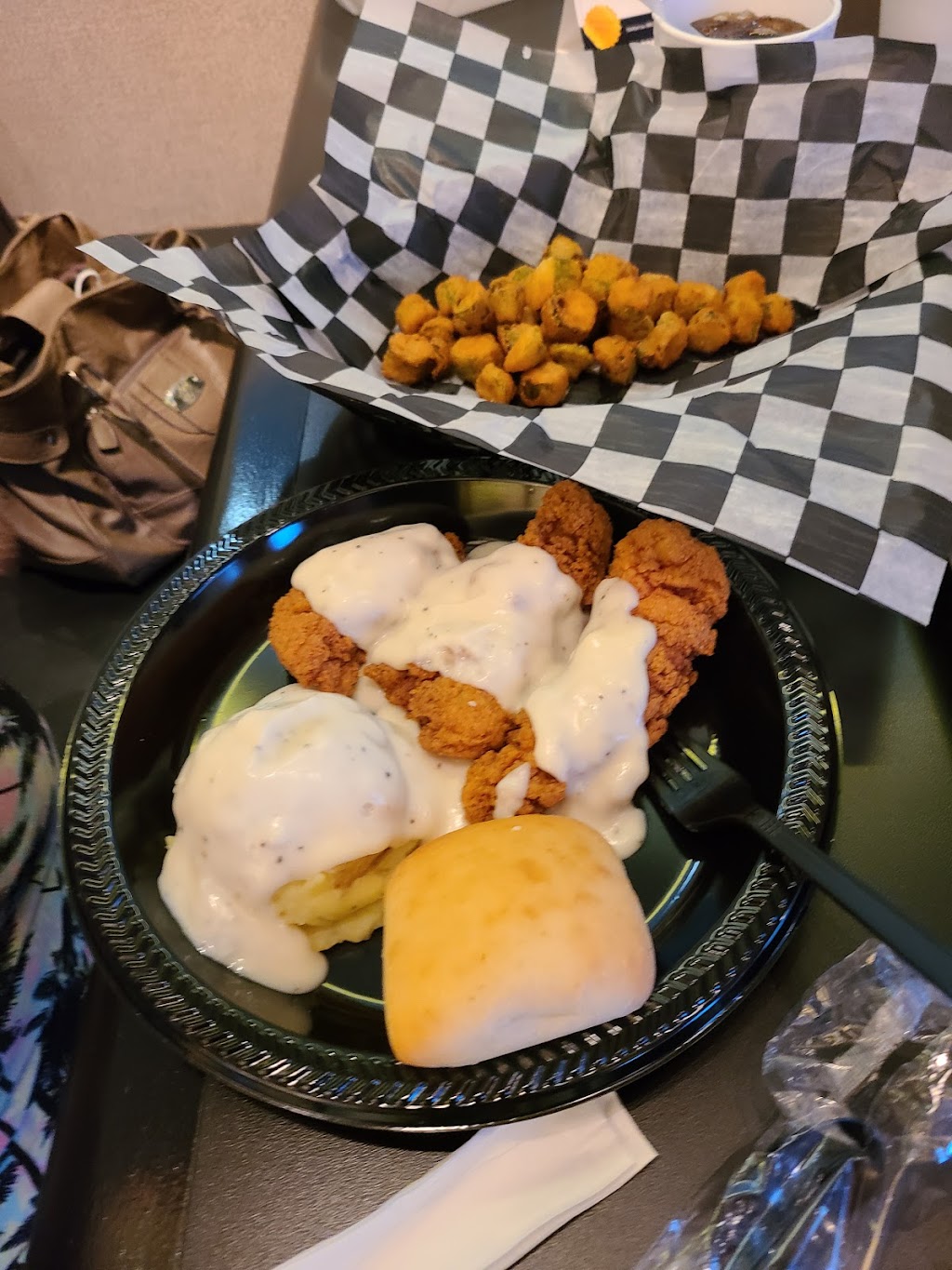 The Ramona Grill | restaurant | 31501 US-75, Ramona, OK 74061, USA | 9185353800 OR +1 918-535-3800