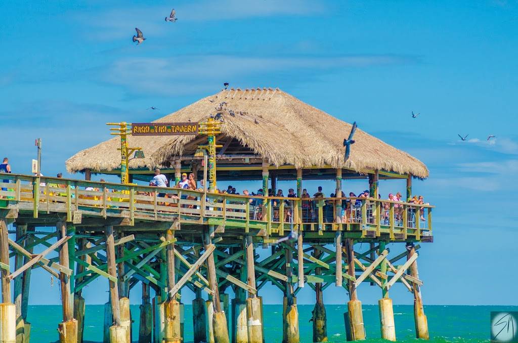 Boardwalk Bar at Cocoa Beach Pier | restaurant | 401 Meade Ave, Cocoa Beach, FL 32931, USA | 3217837549 OR +1 321-783-7549