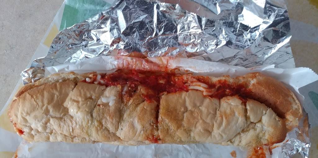 Subway | restaurant | 193 Water St, Bath, ME 04530, USA | 2074438623 OR +1 207-443-8623