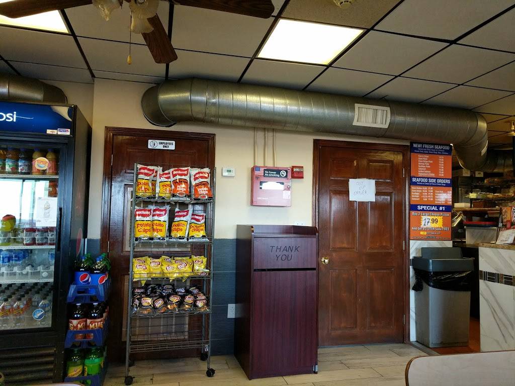 Nicks Place | restaurant | 64 Revere Beach Blvd, Revere, MA 02151, USA | 7812849438 OR +1 781-284-9438