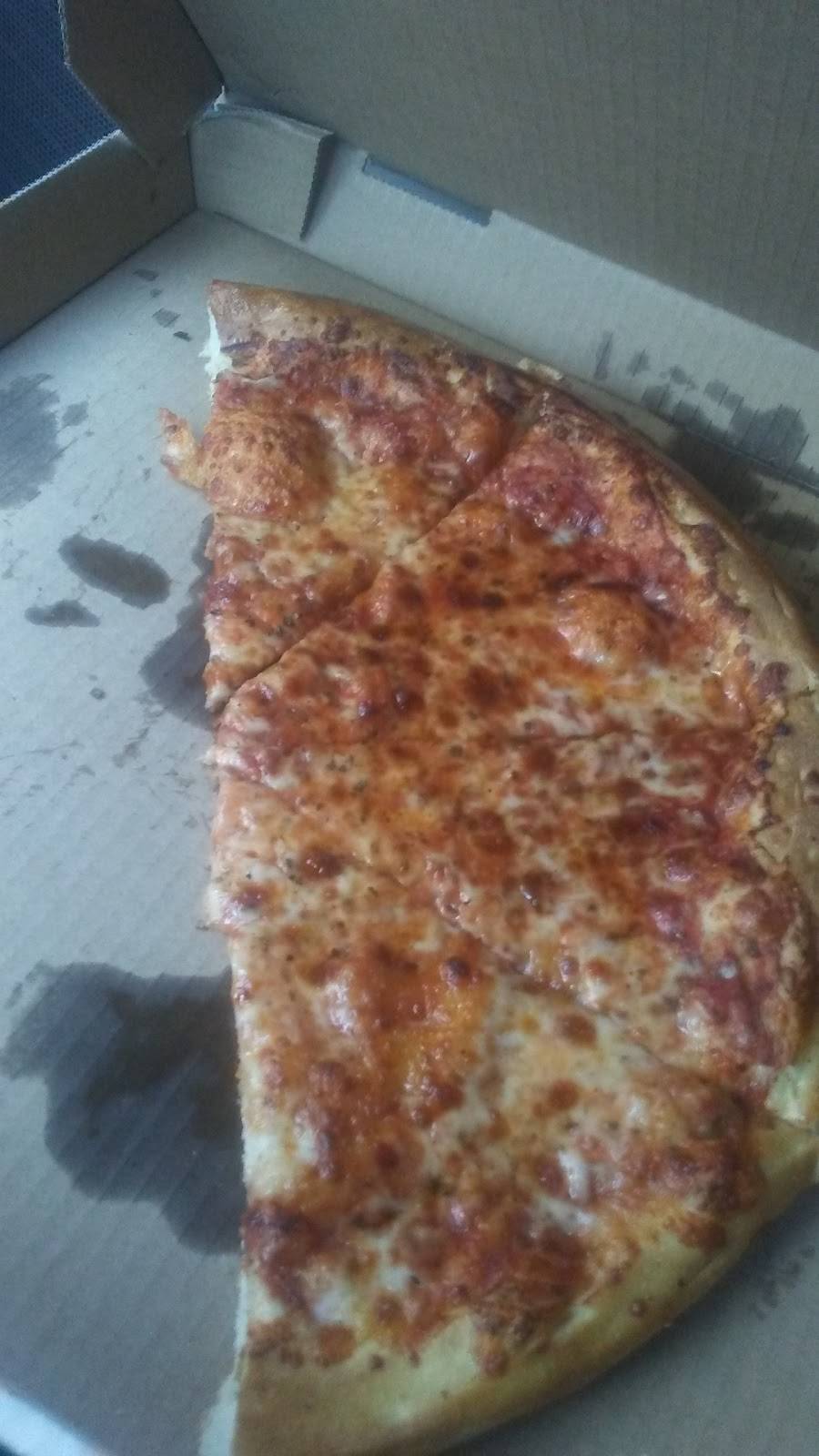 Gezzinys Famous Pizza | restaurant | 37951 47th St E, Palmdale, CA 93552, USA | 6612855522 OR +1 661-285-5522