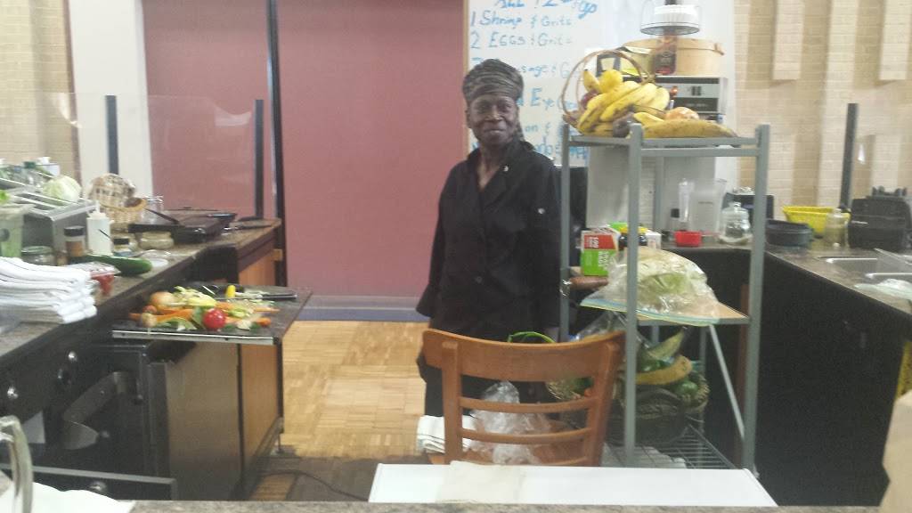 Bottoms Up Fresh Smoothy Bar | restaurant | 350 W Woodrow Wilson Ave, Jackson, MS 39213, USA | 6019823004 OR +1 601-982-3004