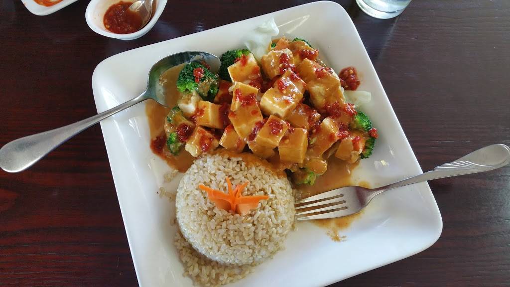 Siri Thai | restaurant | 5234 SE Powell Blvd, Portland, OR 97206, USA | 5039542330 OR +1 503-954-2330
