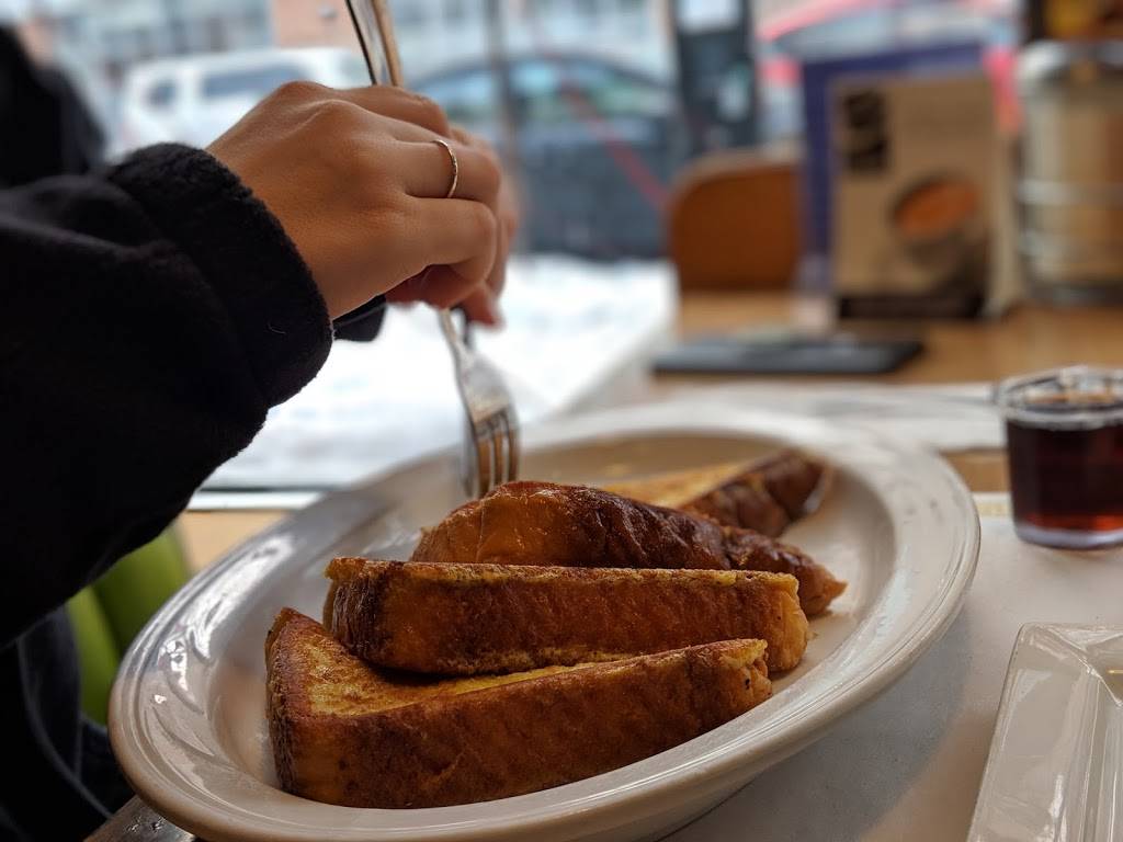 Eppels Restaurant | restaurant | 554 Roosevelt Rd, Chicago, IL 60607, USA | 3129222206 OR +1 312-922-2206