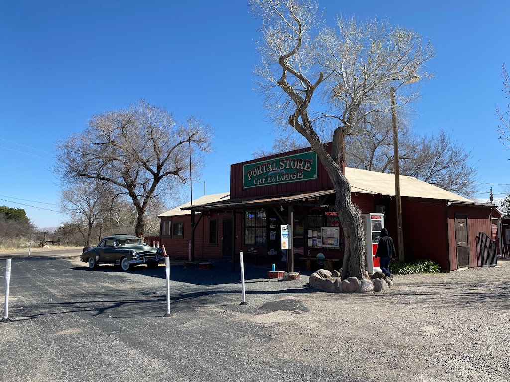 Portal Peak Lodge Store & Cafe | restaurant | 2358 S Rock House Rd, Portal, AZ 85632, USA | 5205582223 OR +1 520-558-2223