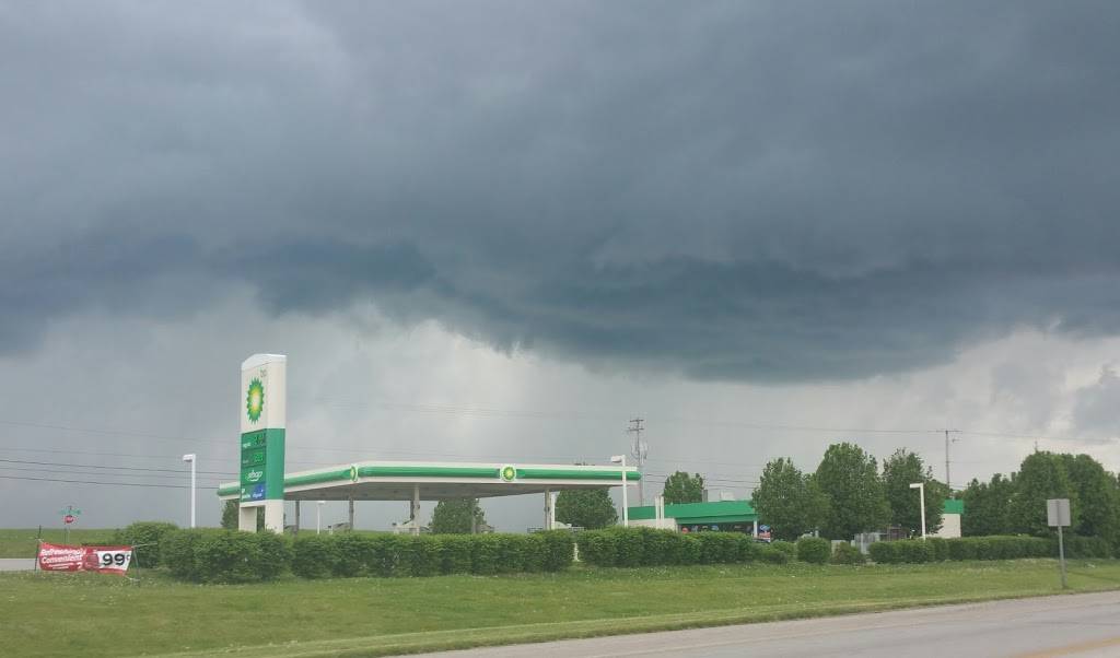 BP | restaurant | 108 Rolling Hills Ln, Winchester, KY 40391, USA | 8597373372 OR +1 859-737-3372
