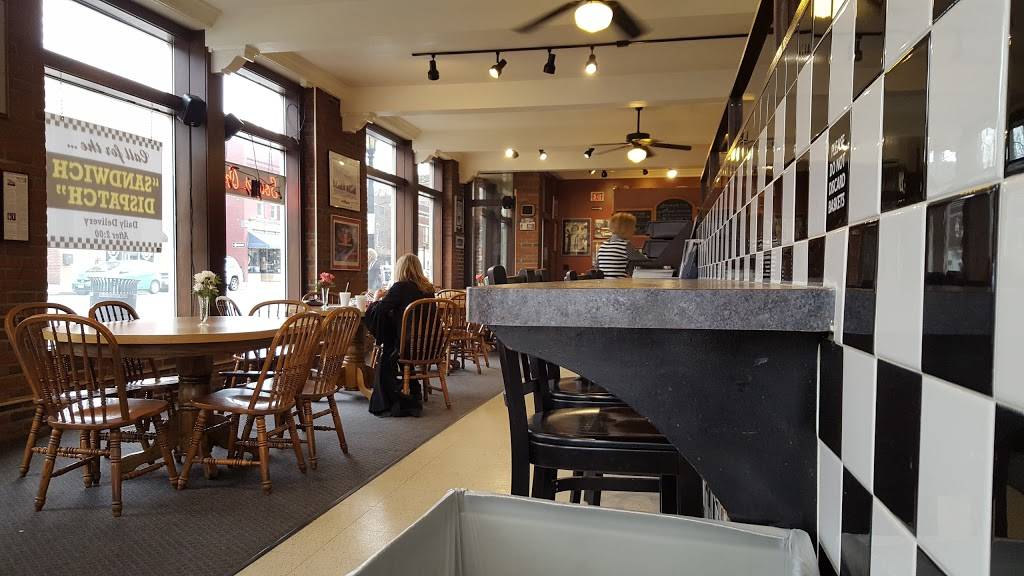 Franklin Square Deli | restaurant | 108 S Water St, Kent, OH 44240, USA | 3306732942 OR +1 330-673-2942