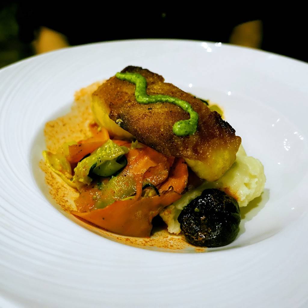 Deep Blu Seafood Grille | night club | 14651 Chelonia Pkwy, Orlando, FL 32821, USA | 4073902420 OR +1 407-390-2420