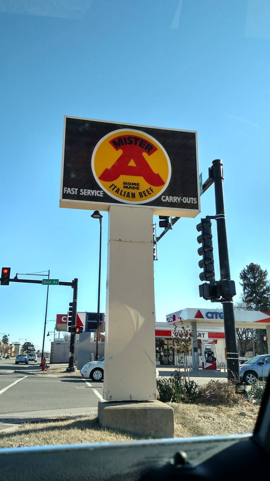 Mr As Italian Beef | restaurant | 475 W Virginia St, Crystal Lake, IL 60014, USA | 8154599150 OR +1 815-459-9150