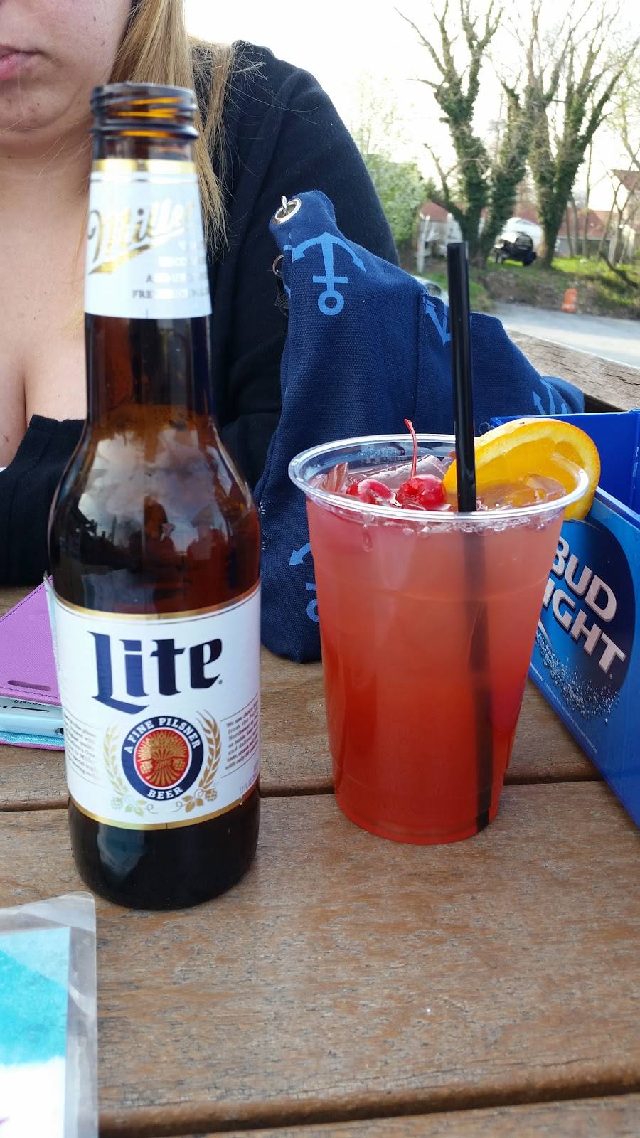 The Sea Horse Inn | restaurant | 710 Wise Ave, Dundalk, MD 21222, USA | 4103881150 OR +1 410-388-1150