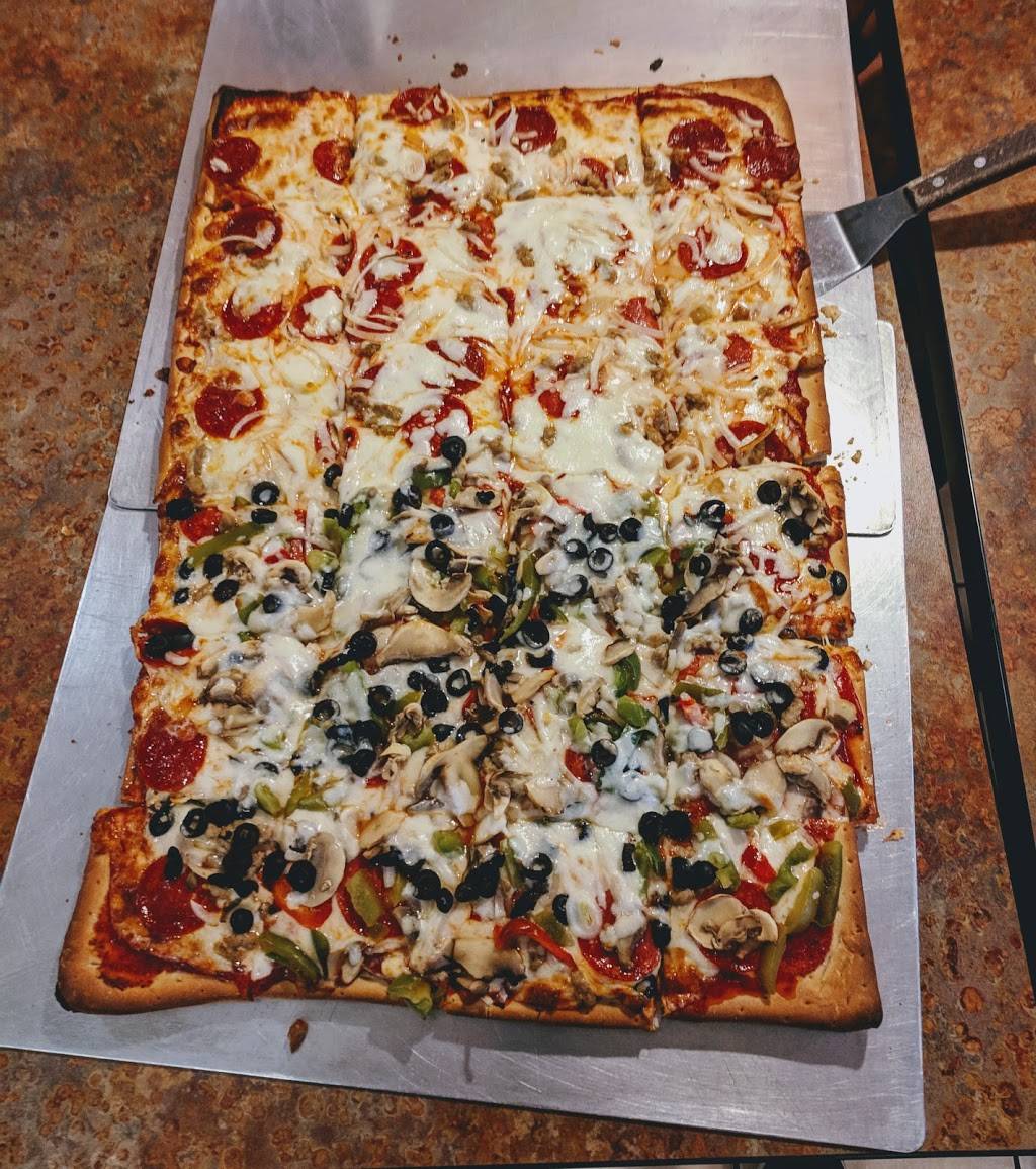 New York Pizzeria | restaurant | 7580 S State St, Lowville, NY 13367, USA | 3153764420 OR +1 315-376-4420