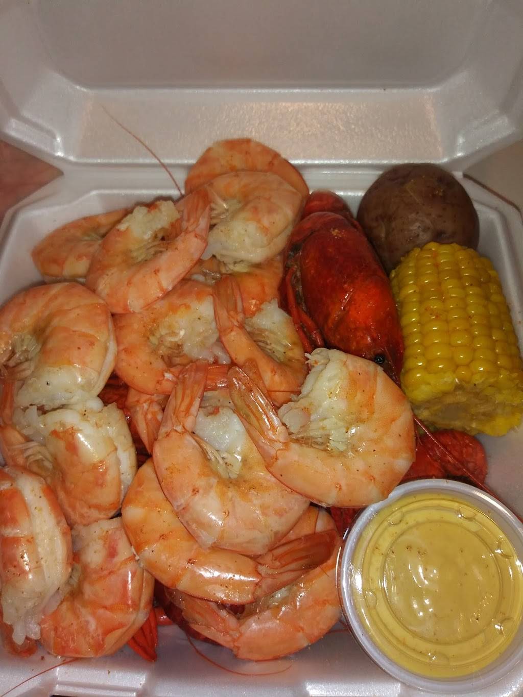Roberts Crawfish Cabin | restaurant | 34300, U.S. 96 S, Buna, TX 77612, USA | 4092169589 OR +1 409-216-9589
