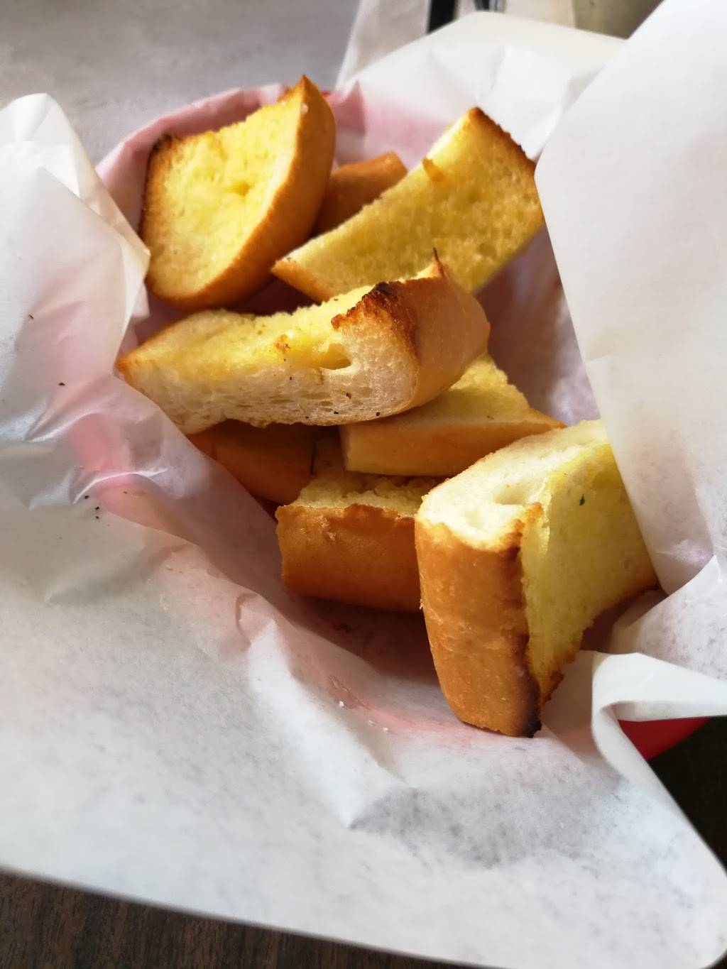 Volare Italian Restaurant | restaurant | 3528 Barnett Ave, San Diego, CA 92110, USA | 6192240030 OR +1 619-224-0030