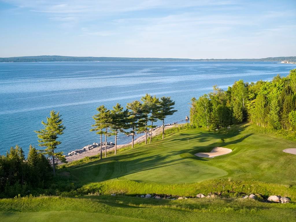 Bay Harbor Golf Club | restaurant | 5800 Coastal Ridge Dr, Bay Harbor, MI 49770, USA | 8882899319 OR +1 888-289-9319