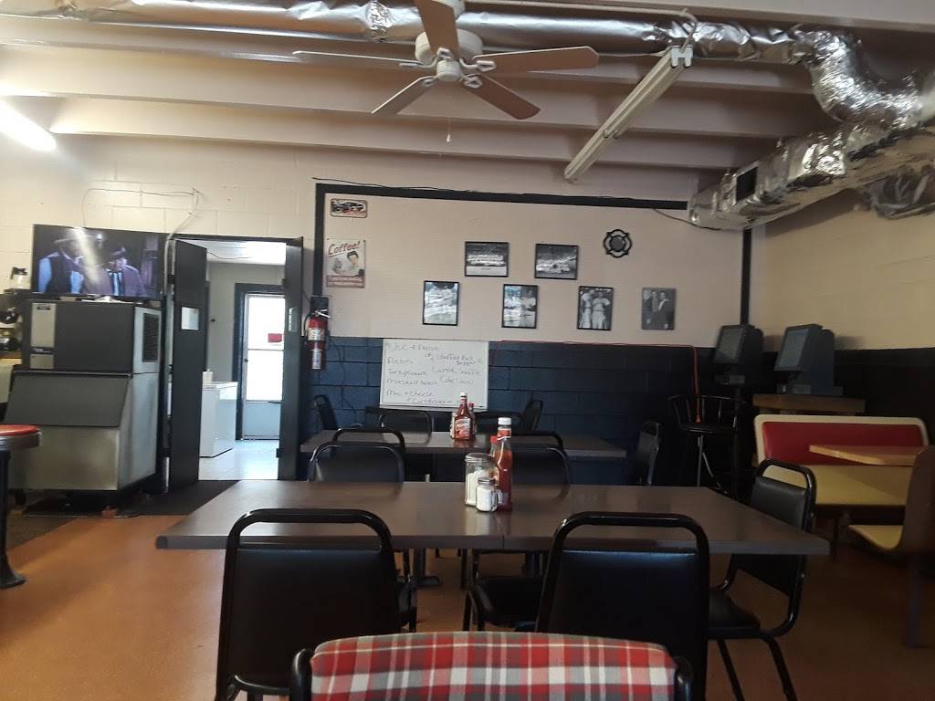 Judys Hillview Restaurant | restaurant | 101 Santa Fe Pike, Columbia, TN 38401, USA | 9319010808 OR +1 931-901-0808