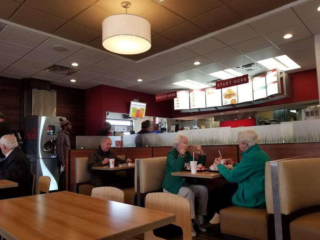 Wendys | restaurant | 2815 Raleigh Rd Pkwy W, Wilson, NC 27896, USA | 2523990010 OR +1 252-399-0010