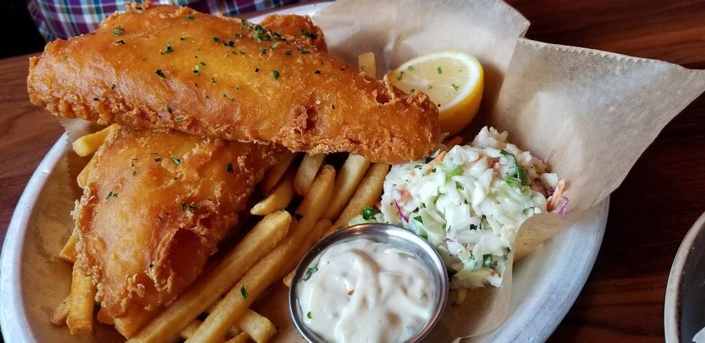 Lazy Dog Restaurant & Bar | restaurant | 1115 N Milwaukee Ave, Vernon Hills, IL 60061, USA | 8477807977 OR +1 847-780-7977