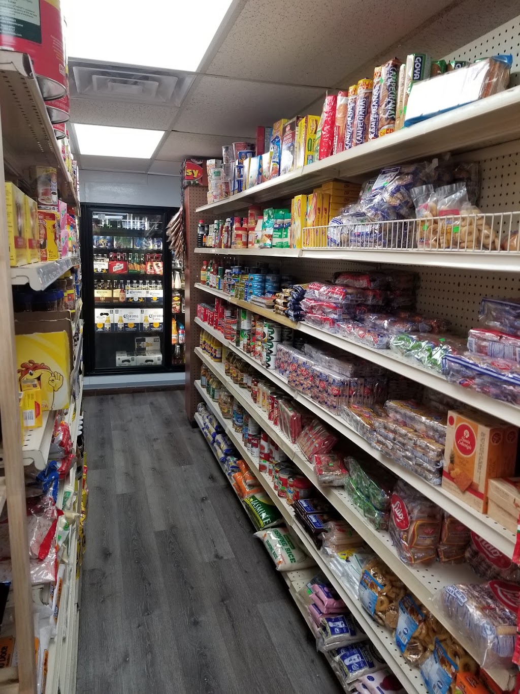 La Miguelena Market | restaurant | 1645 Washington Plaza N La miguelena Market2, Reston, VA 20190, USA | 7034350532 OR +1 703-435-0532