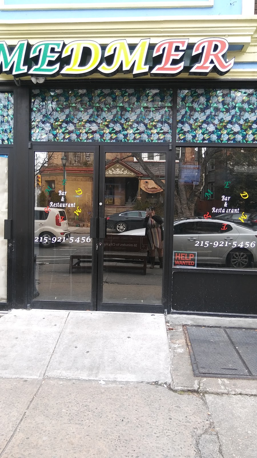 Medmer Bar and Restaurant | restaurant | 4704 Baltimore Ave, Philadelphia, PA 19143, USA | 2159215456 OR +1 215-921-5456