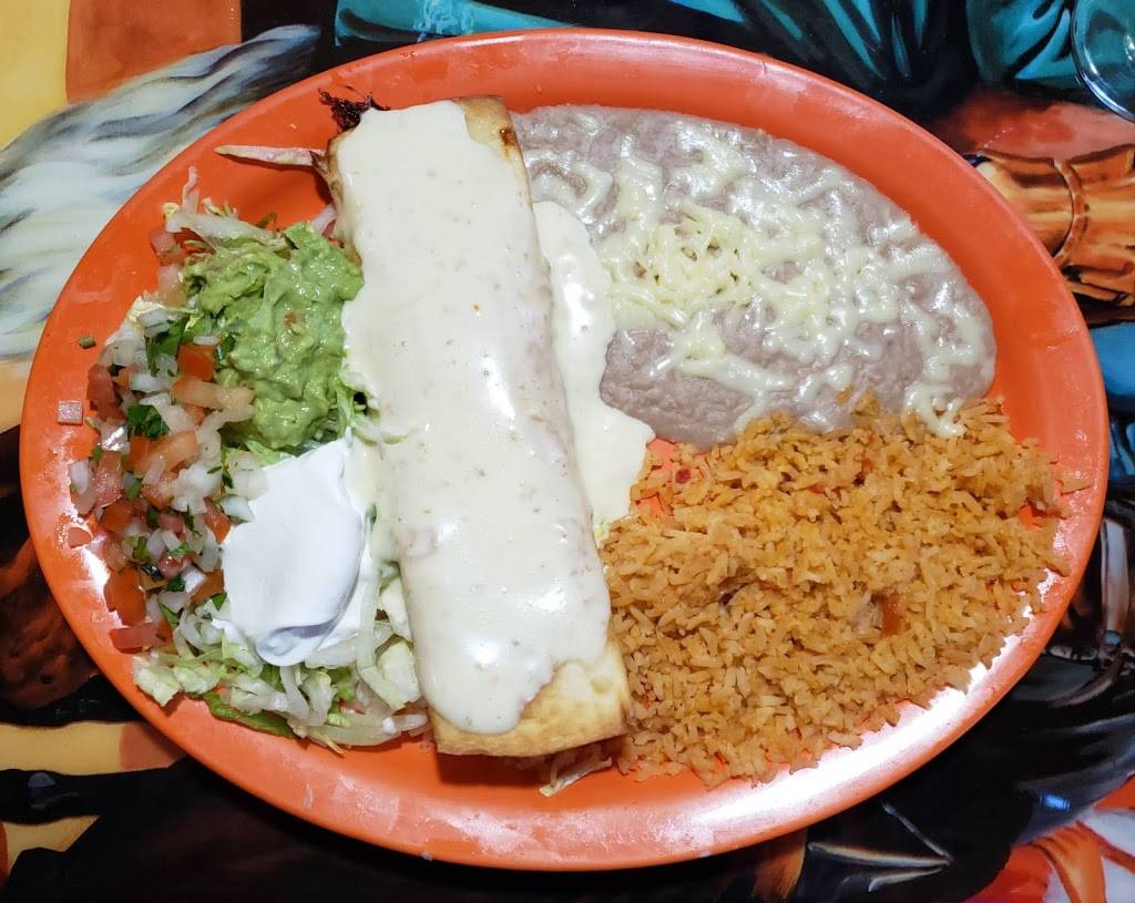 Los Tres Amigos Chelsea | restaurant | 350 N Main St Ste. 200, Chelsea, MI 48118, USA | 7345939166 OR +1 734-593-9166