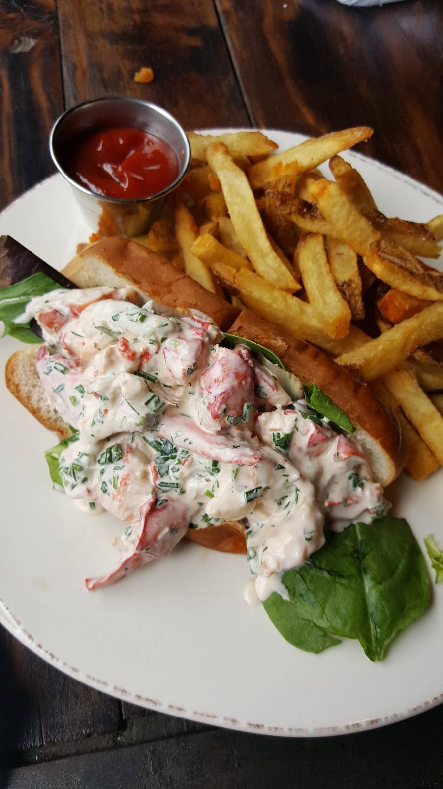 Sea Level NC | restaurant | 129 E 5th St, Charlotte, NC 28202, USA | 7044122616 OR +1 704-412-2616