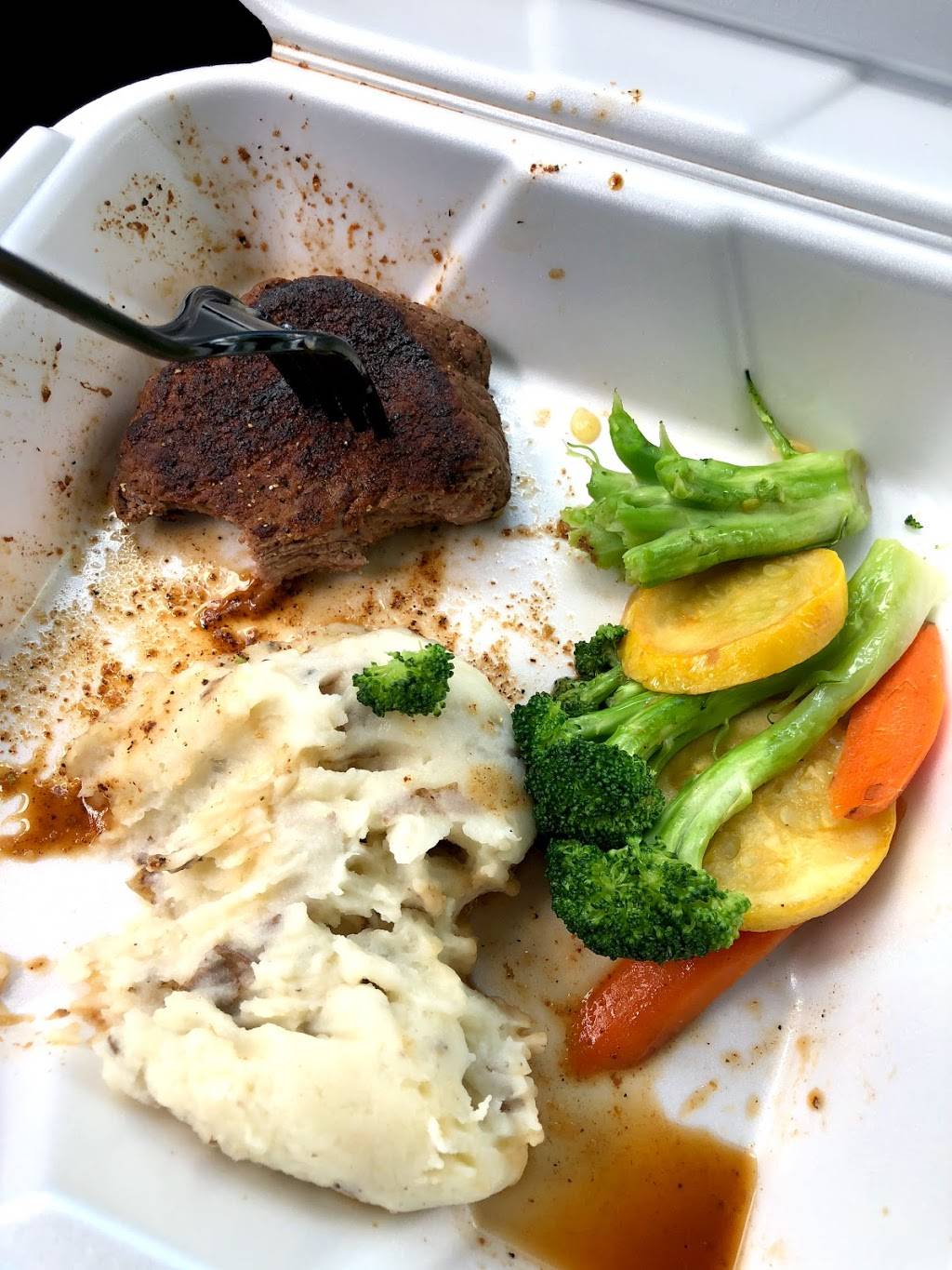 Outback Steakhouse | restaurant | 3475 Alpine Ave NW, Grand Rapids, MI 49544, USA | 6167859686 OR +1 616-785-9686