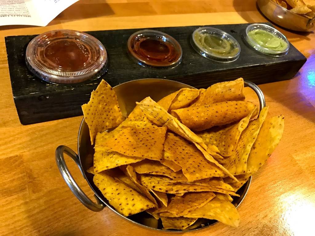 Bien Chido Mexican Grill2 | restaurant | 602 W Wise Rd, Schaumburg, IL 60193, USA | 8472529076 OR +1 847-252-9076