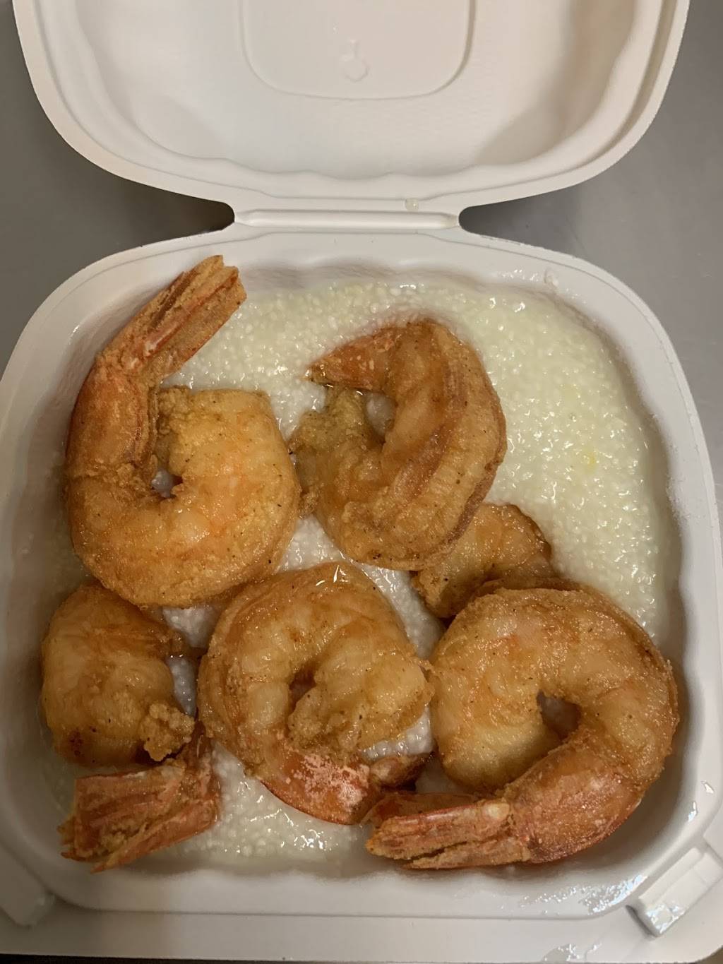 Fish & Chikzz | restaurant | 238 Broadway, Newburgh, NY 12550, USA | 8456707282 OR +1 845-670-7282