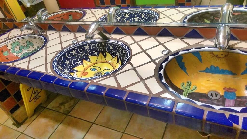 Arriba Mexican Grill | restaurant | 4649 E Chandler Blvd, Phoenix, AZ 85048, USA | 4807534453 OR +1 480-753-4453