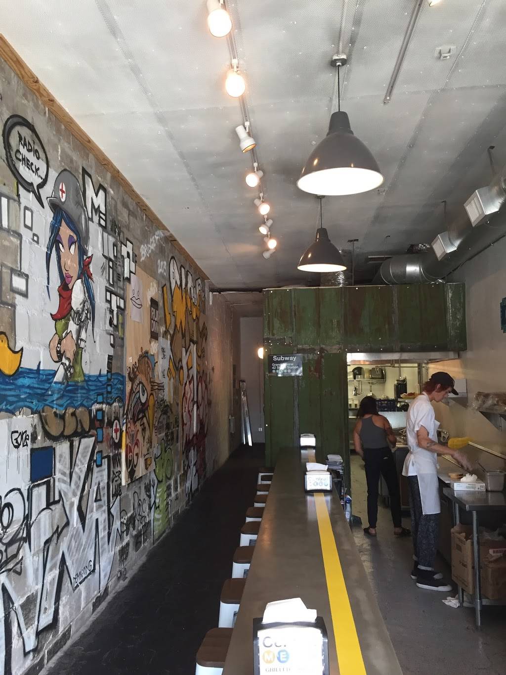 Central Melt | restaurant | 685 Central Ave, St. Petersburg, FL 33701, USA | 7273465338 OR +1 727-346-5338