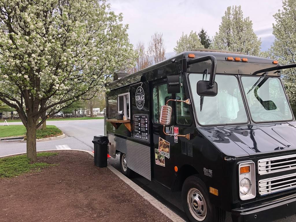 Gina’s Antojitos Food Truck | restaurant | 16509 National Pike, Hagerstown, MD 21740, USA | 3015800277 OR +1 301-580-0277