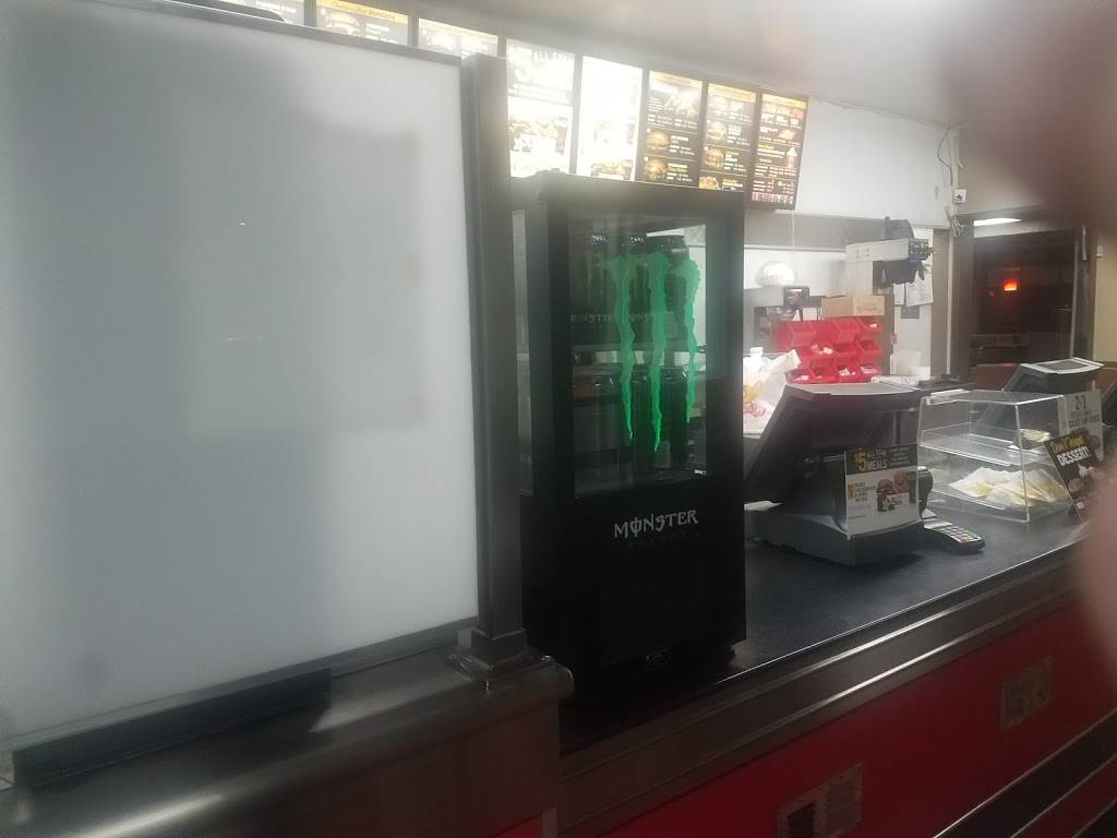 Carls Jr. | restaurant | 9861 De Soto Ave, Chatsworth, CA 91311, USA | 8189980188 OR +1 818-998-0188