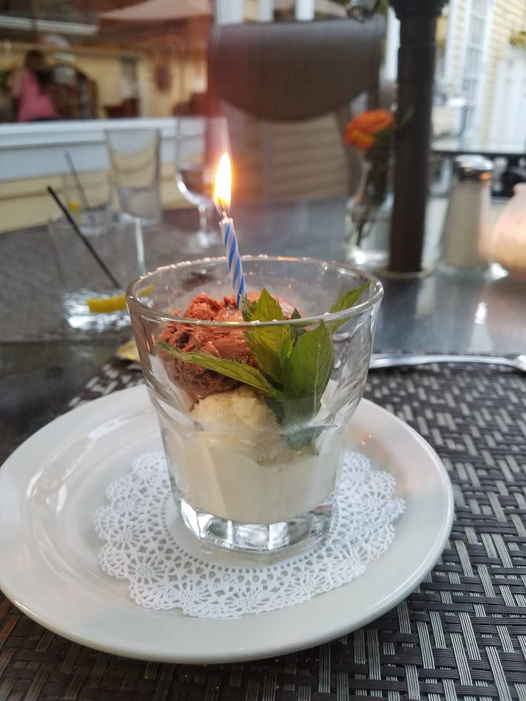 Louies On the Avenue | restaurant | 160 E Central Ave, Pearl River, NY 10965, USA | 8457354344 OR +1 845-735-4344