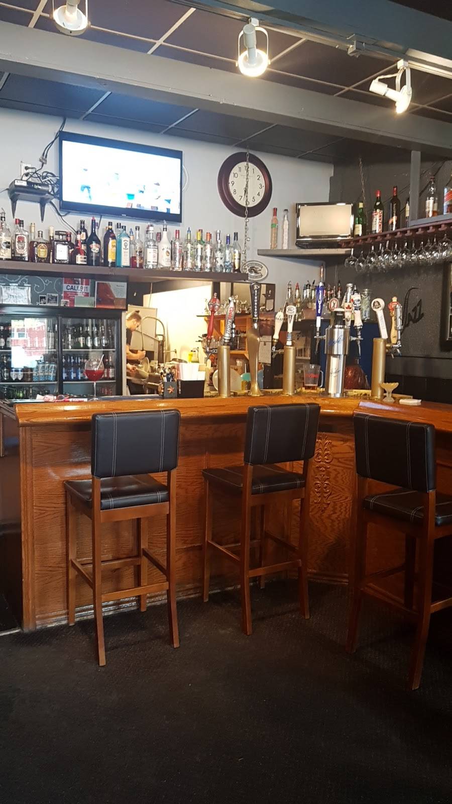 Jazzmyns | restaurant | 261 9th St E, Owen Sound, ON N4K 1N8, Canada | 5193717736 OR +1 519-371-7736