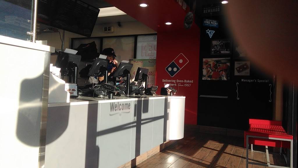 Dominos Pizza | meal delivery | 27737 Bouquet Canyon Rd, Santa Clarita, CA 91350, USA | 6612962080 OR +1 661-296-2080