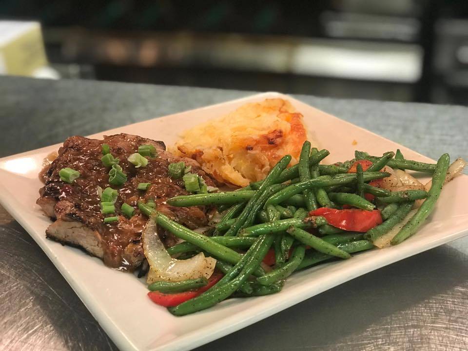 Shakers Restaurant | restaurant | 3401 Candlers Mountain Rd, Lynchburg, VA 24502, USA | 4348477425 OR +1 434-847-7425