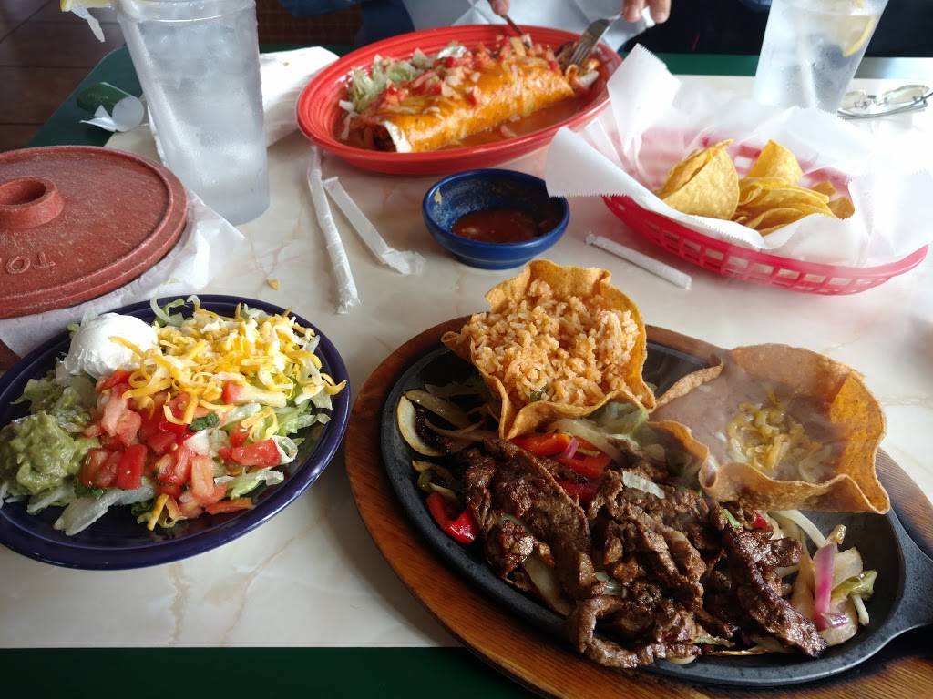 Toreros | restaurant | 1940 Douglas Dr, Erie, PA 16509, USA | 8148642803 OR +1 814-864-2803