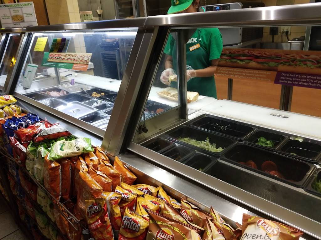 Subway Restaurants | restaurant | 27639 Bouquet Canyon Rd, Saugus, CA 91350, USA | 6612961800 OR +1 661-296-1800