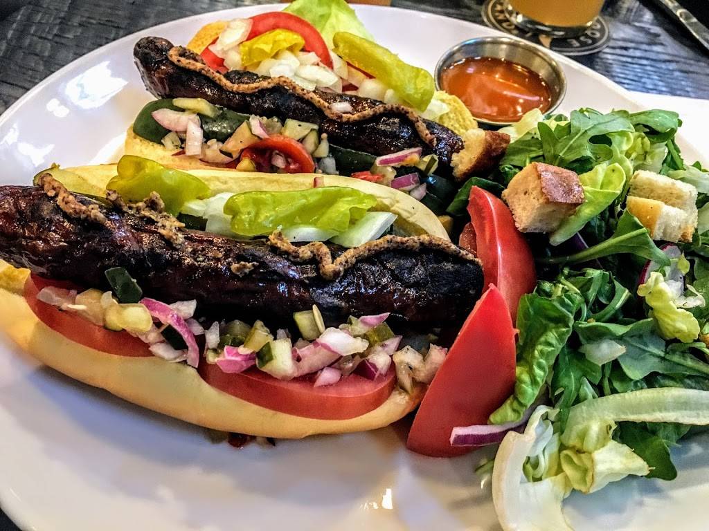 Goose Island Brewhouse | restaurant | 1002 Canal St, Philadelphia, PA 19123, USA | 2155608181 OR +1 215-560-8181