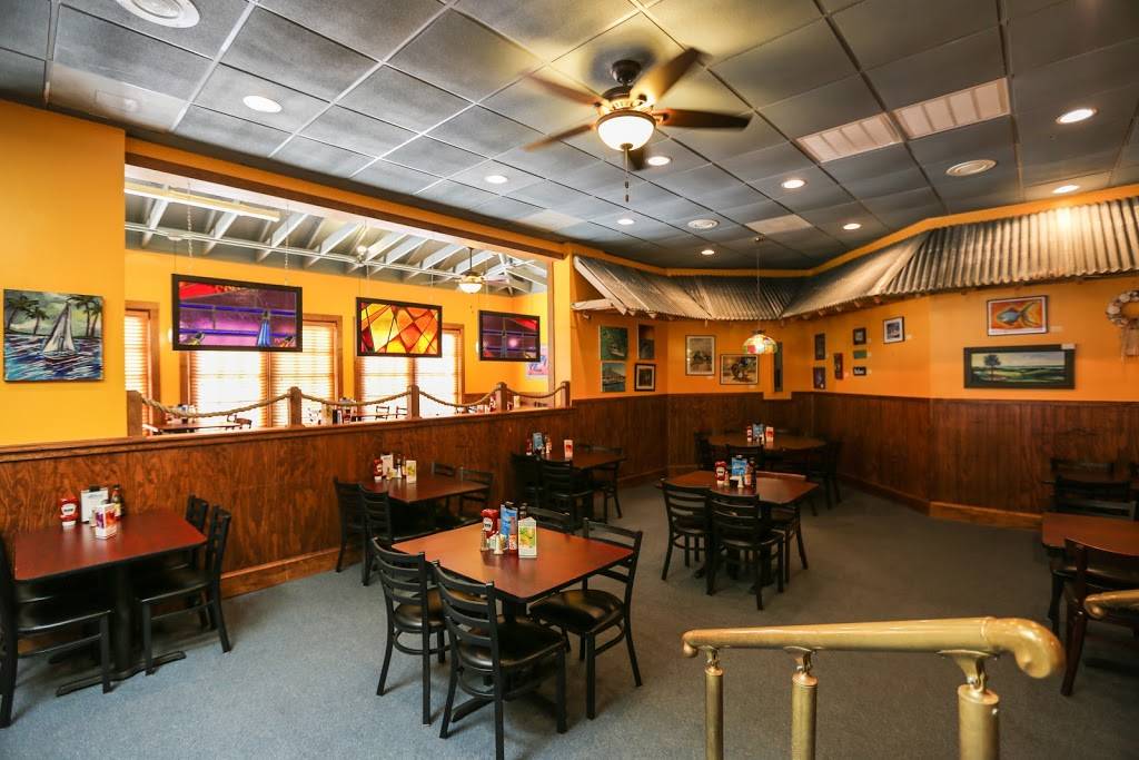 Mr. Fish Seafood Restaurant | restaurant | 6401 N Kings Hwy, Myrtle Beach, SC 29572, USA | 8438393474 OR +1 843-839-3474