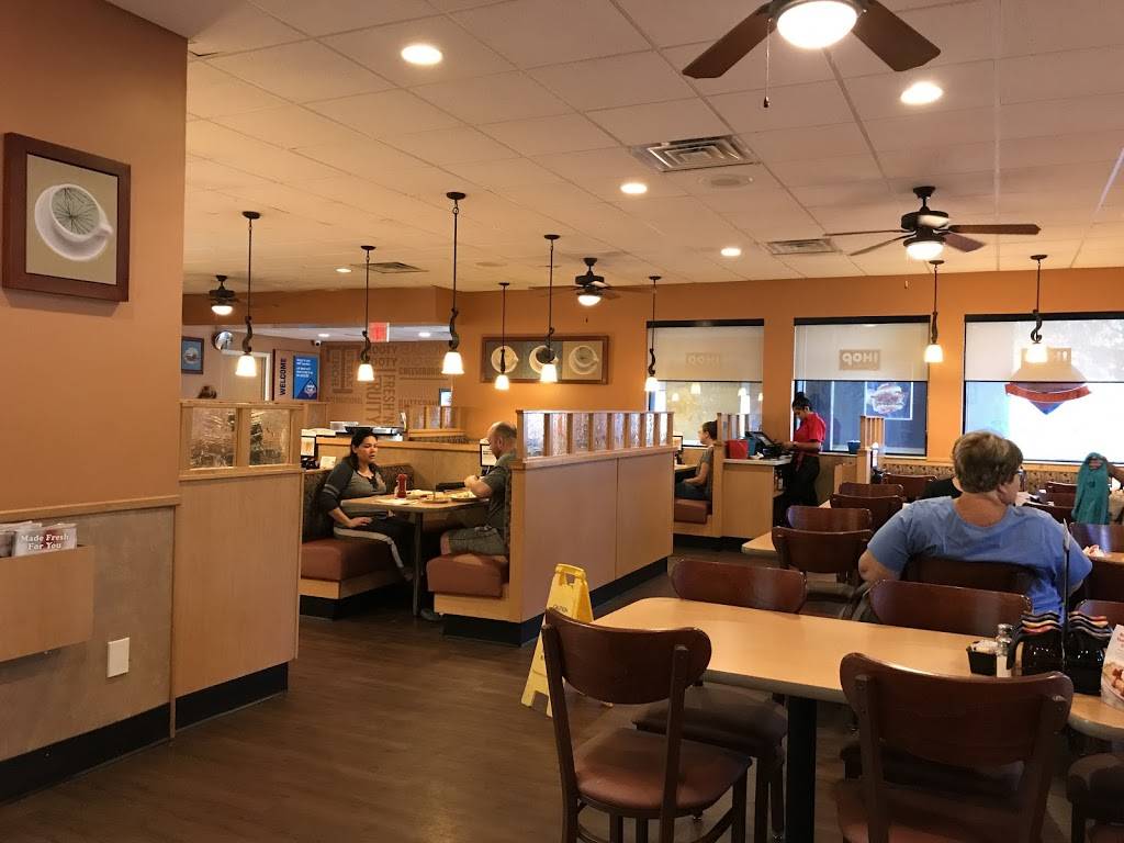 IHOP | restaurant | 4000 S Tamiami Trail, Sarasota, FL 34231, USA | 9419258500 OR +1 941-925-8500