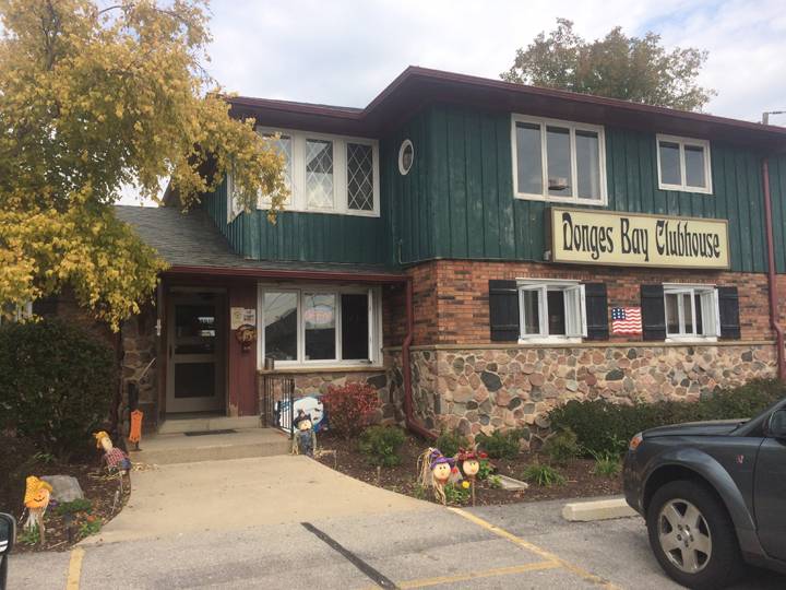 Lauras DBC Bar & Grill | meal takeaway | 7520 W Donges Bay Rd, Mequon, WI 53092, USA | 2622381733 OR +1 262-238-1733