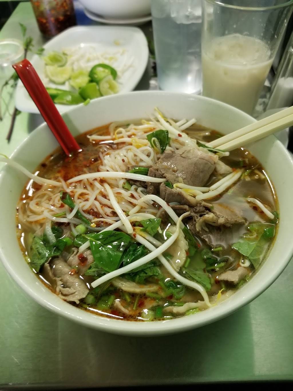 Pho 83 | restaurant | 615 Pilot House Dr, Newport News, VA 23606, USA | 7578738382 OR +1 757-873-8382