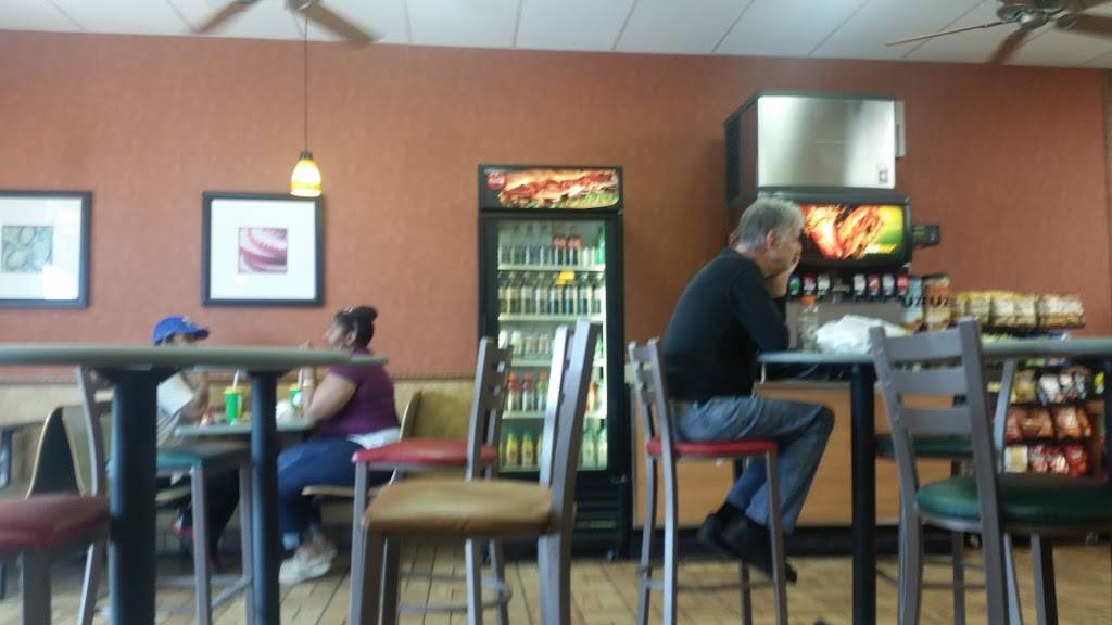 Subway | restaurant | 660 Hanes Mall Blvd, Winston-Salem, NC 27103, USA | 3367657613 OR +1 336-765-7613