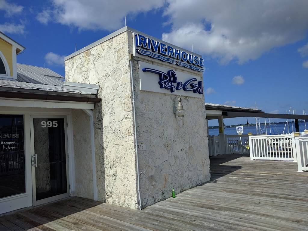 Riverhouse Reef & Grill | restaurant | 995 Riverside Dr, Palmetto, FL 34221, USA | 9417290616 OR +1 941-729-0616