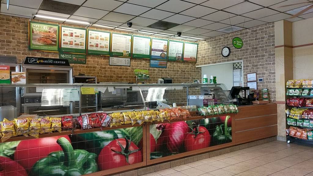 Subway | restaurant | 821 Eva St Suite M, Montgomery, TX 77356, USA | 9365978364 OR +1 936-597-8364